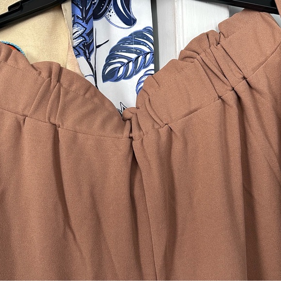 Stylish Tan Pants - Picture 3 of 5